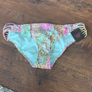 Victoria’s Secret Swim bottoms - NWT